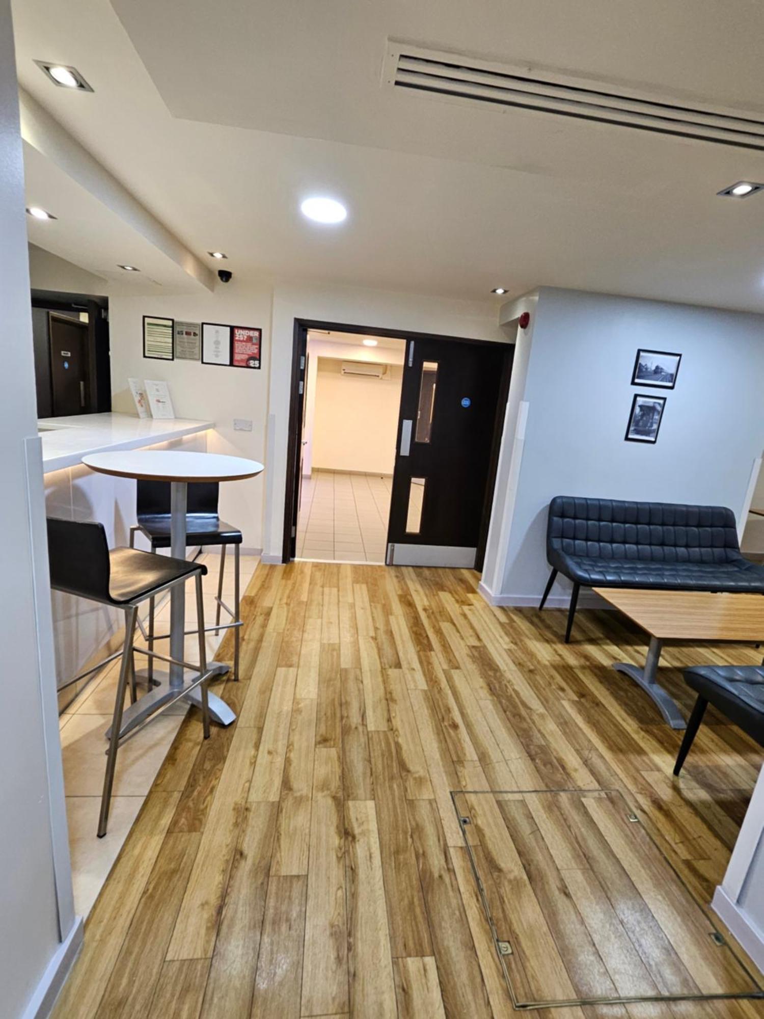 Go2 Hotels Burton Upon Trent Central Zewnętrze zdjęcie